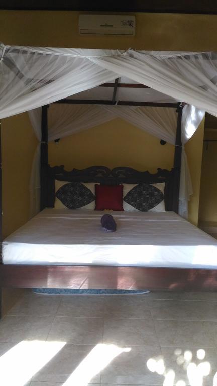 Santa Fe Homestay & Warong Amed Eksteriør billede